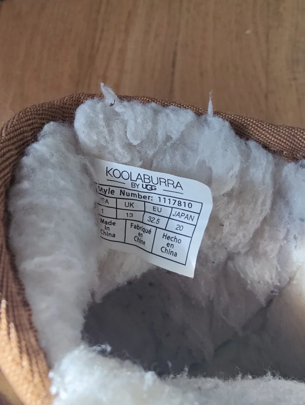 Koolaburra Kids Tan Shearling-Lined Ankle Boots with Bow- Size 1 Youth